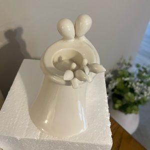 NIB ENESCO CIRCLE OF LOVE COUPLE W/ DOVES TEALIGHT.